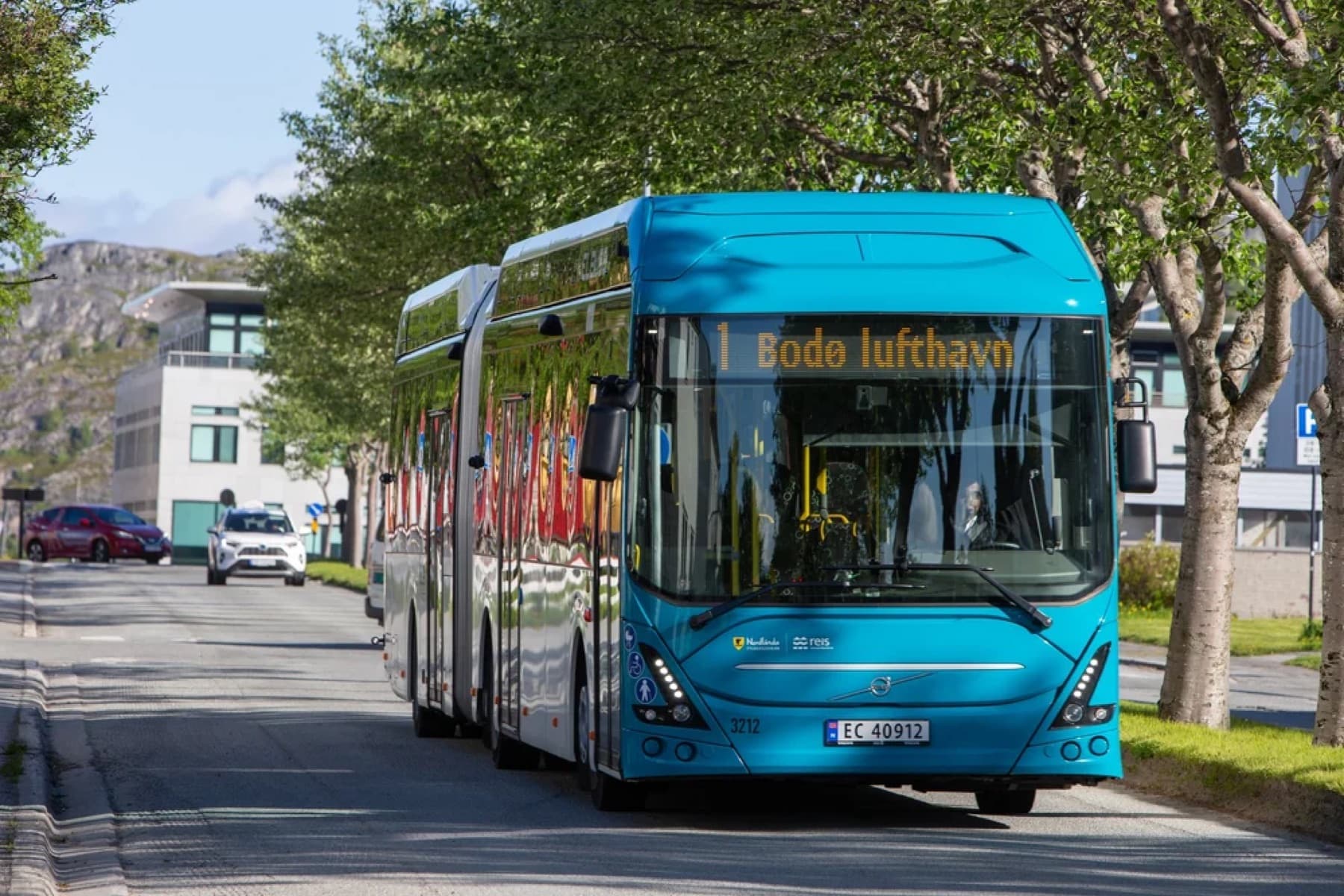Buss til Bodø lufthavn, Reis Nordland